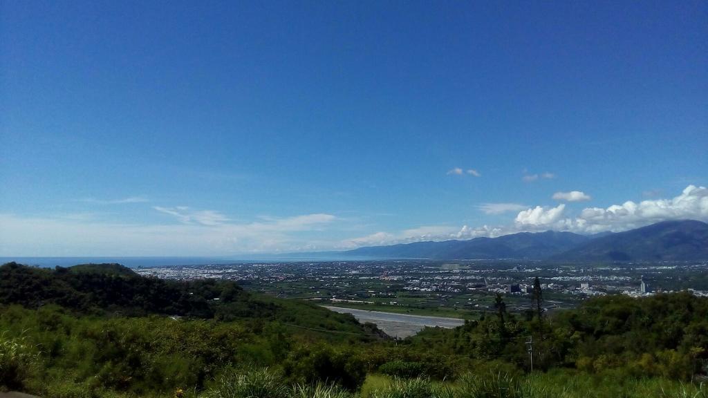Апартаменты 日初山莊 Sunrise Taitung Fuyuan Экстерьер фото